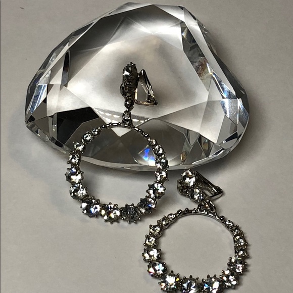 Vintage ORA Rhinestone Silver Tone Clip Earrings - Picture 2 of 8